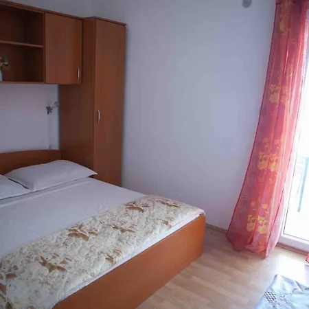 Apartment By The Sea Suhi Potok, Omis - 11574 Jesenice (Split-Dalmatia)